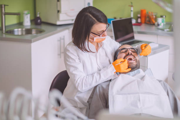 Best Emergency Dental Care for Broken or Chipped Teeth in Struthers, OH